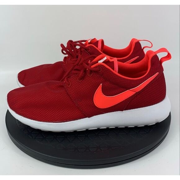 Nike Roshe Run Gym Red Athletic Running Shoes 599728-602 Women’s Size 8.5 (7Y) - Picture 5 of 9